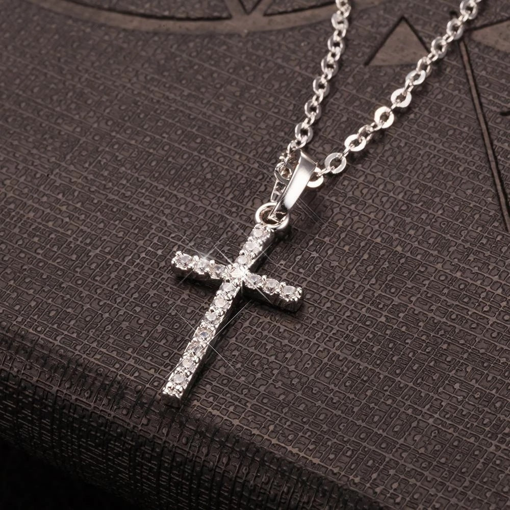 Collier de Croix Scintillante