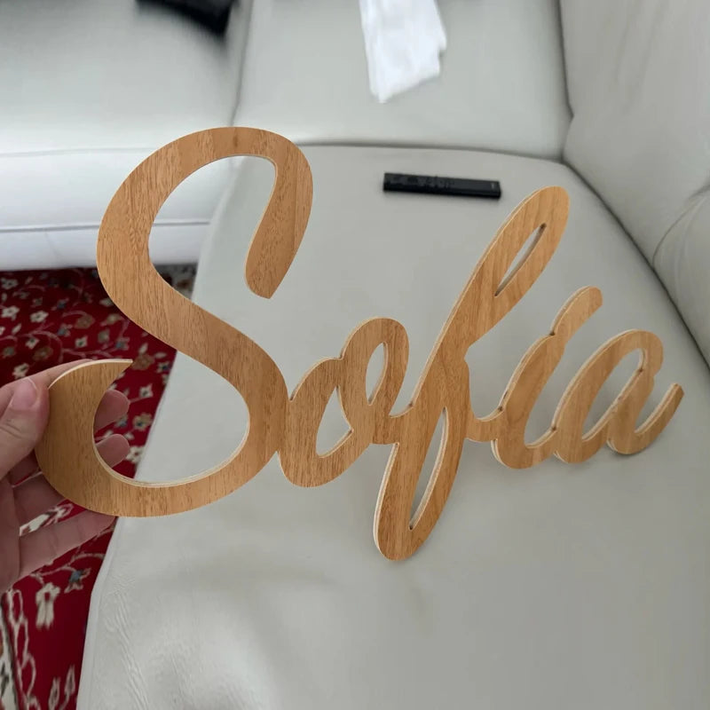 Plaque Prénom en Bois pour Chambre de Bébé