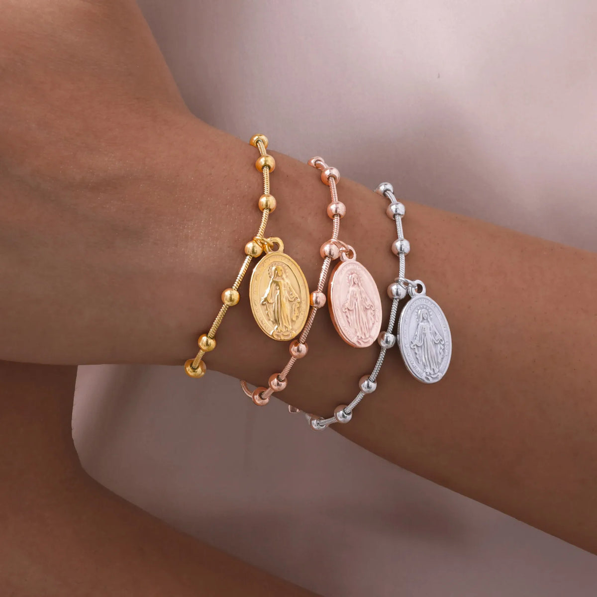 Bracelet Chapelet Double Chaîne – Médaille Vierge Marie & Croix