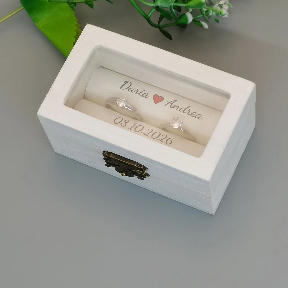 Boîte à Alliances en Bois Blanc Personnalisée – Prénoms & Date de Mariage