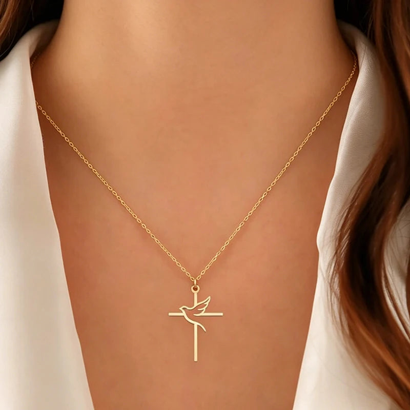 Collier Croix et Colombe de la Paix – Acier Inoxydable Doré ou Argenté