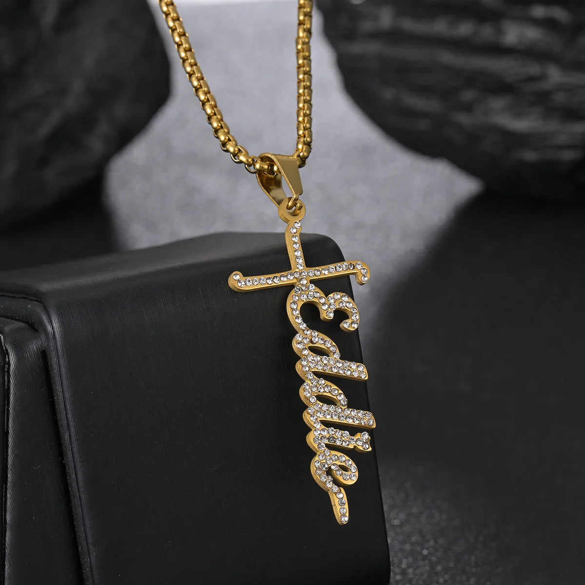 Collier Croix Personnalisé au Prénom – Cadeau de Baptême & Communion