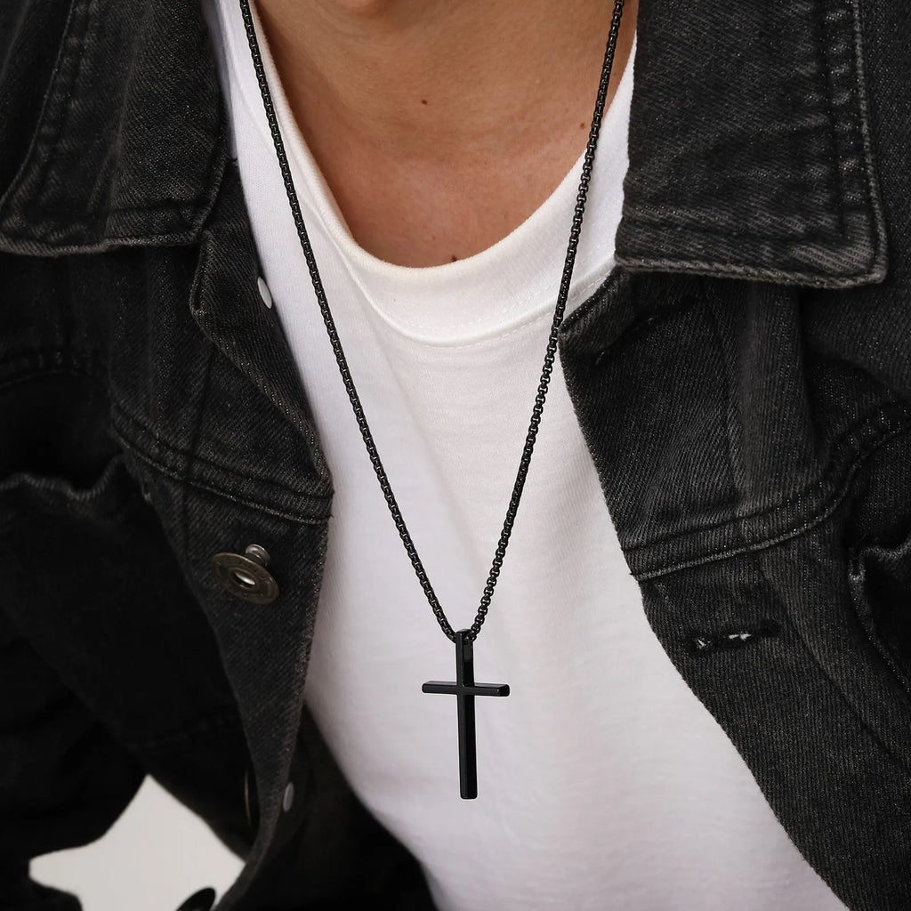 Collier Croix Classique – Chaîne Vénitienne en Acier