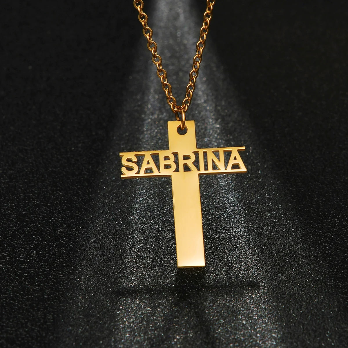 Collier Croix Personnalisé au Prénom – Cadeau de Baptême & Communion