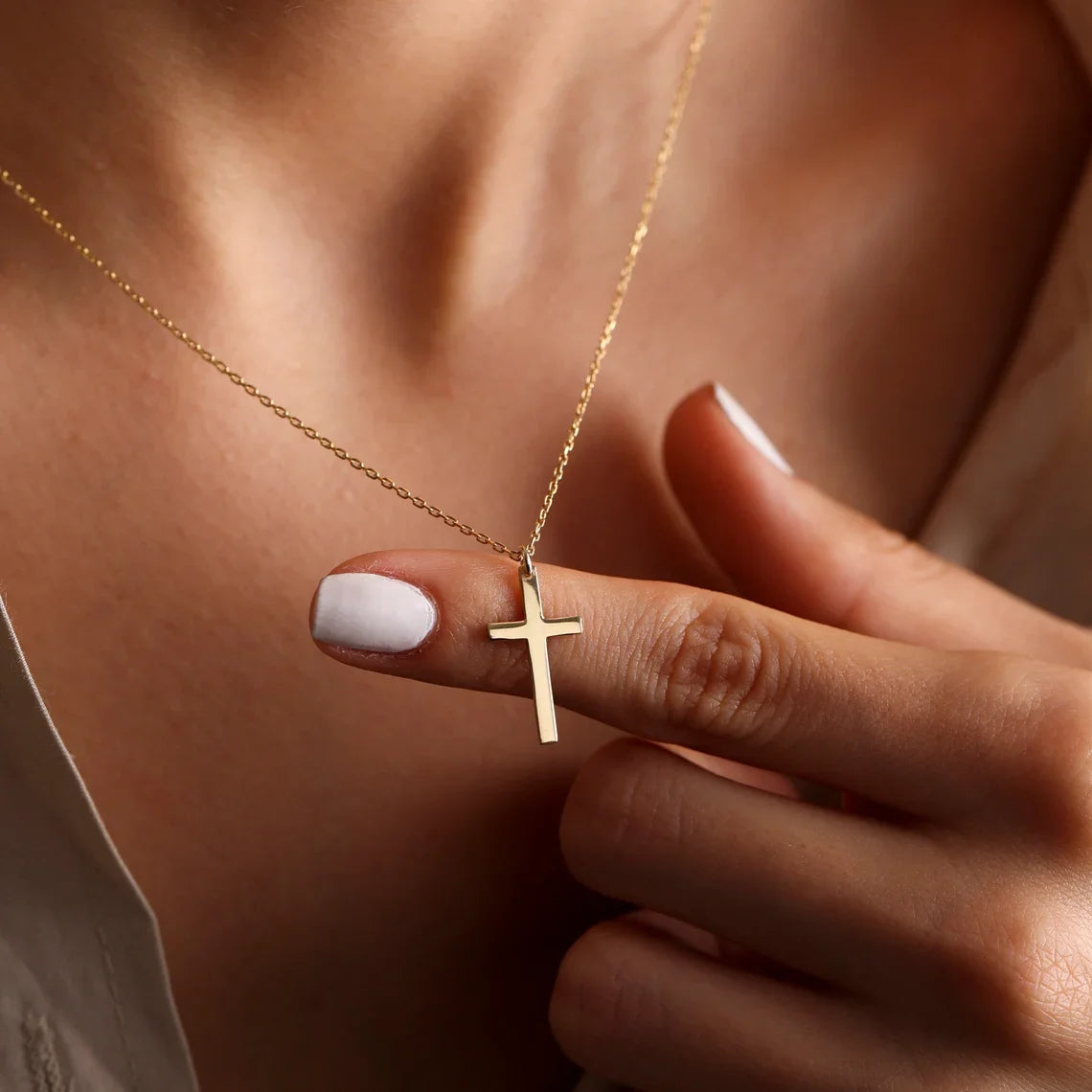 Collier Croix Fine Femme – Acier Inoxydable Doré, Argenté ou Or Rose